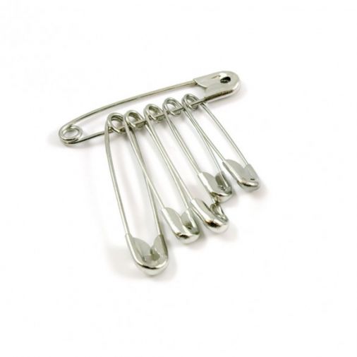 Assorted Safety Pins x 12
